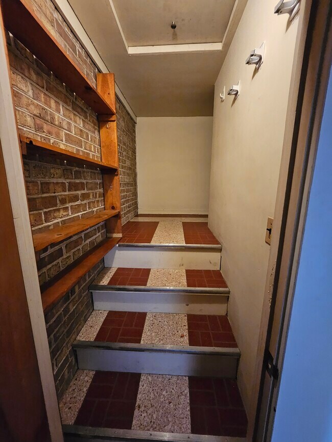 In Unit Storage - 840 Dunlop Ave