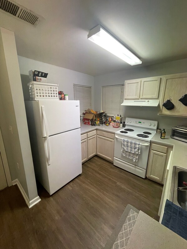 Photo - 121 University Village Dr Apartment