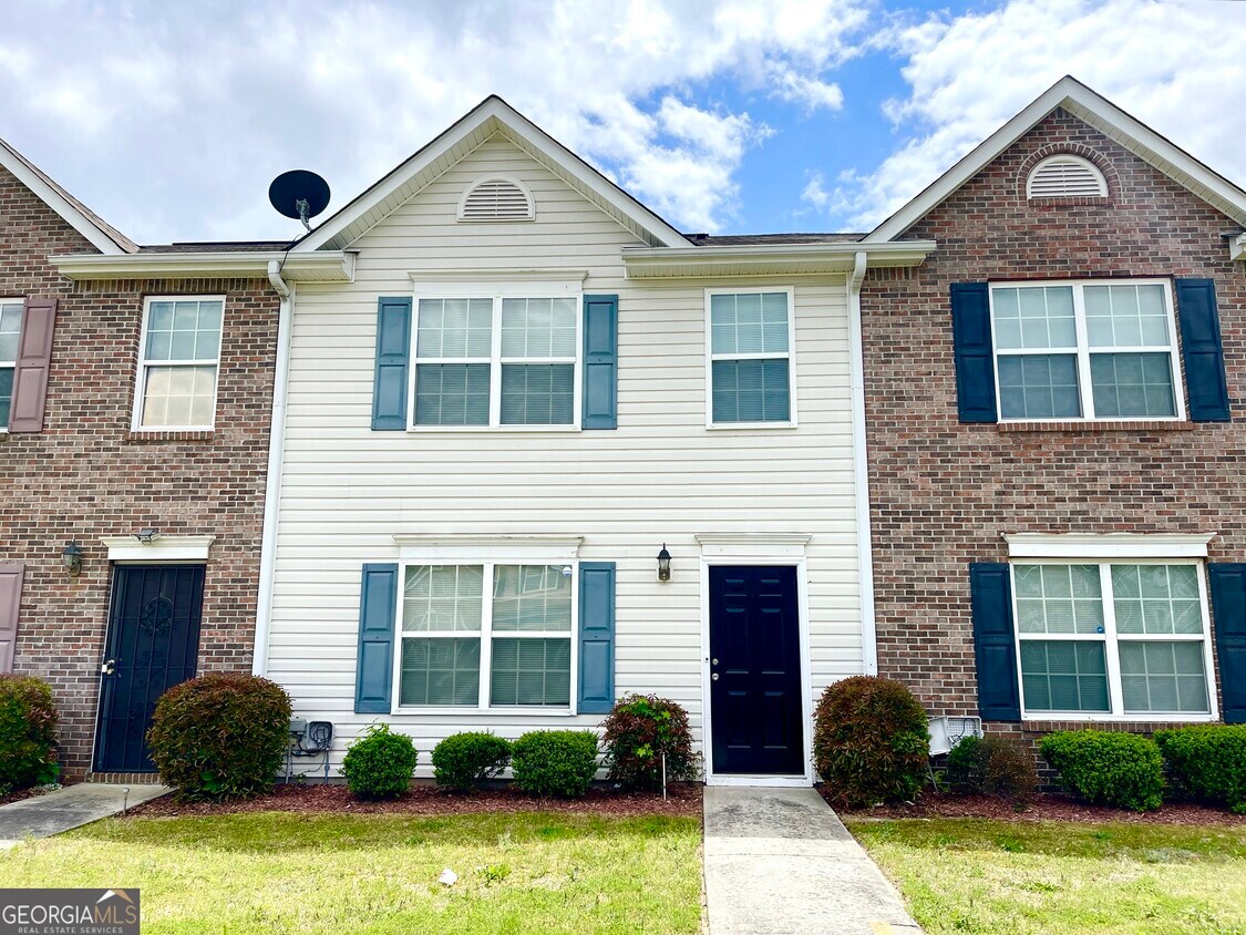 Foto principal - 5435 Oakley Commons Blvd