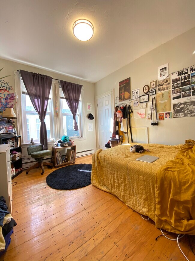 Foto del edificio - 108 Hyde Park Ave