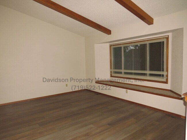 Foto del edificio - Charming 3 Bedroom House in the Briargate ...