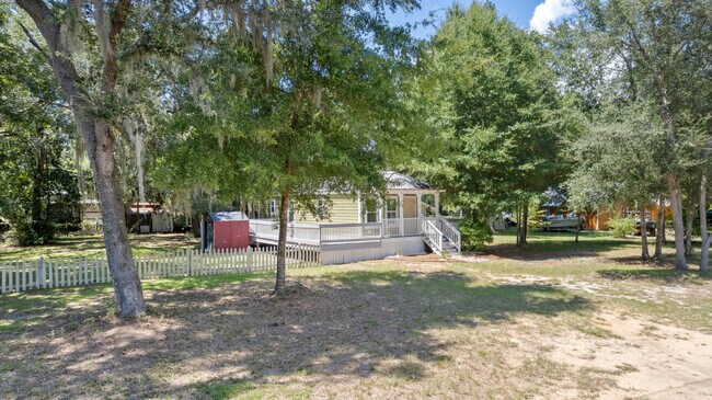 Foto del edificio - 40 Horseshoe Ln