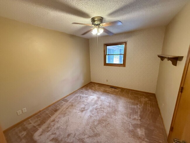 Building Photo - Beautiful Lot in Waxhow