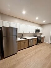 Building Photo - 15 Mountain Rd