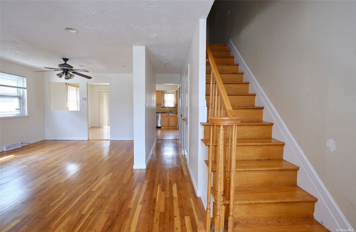 Primary Photo - 240-60-240-65 65th Ave