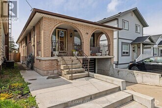 Building Photo - 79 Delena Ave N