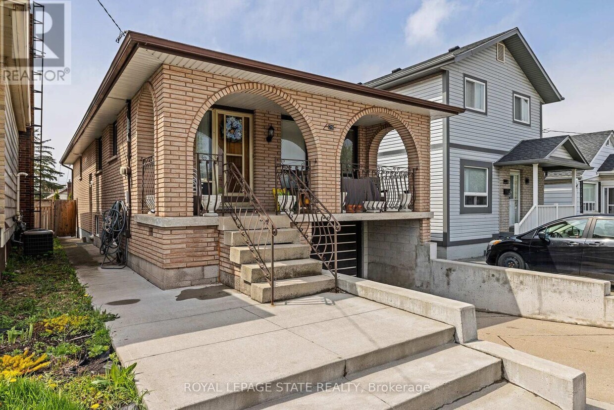 Photo principale - 79 Delena Ave N