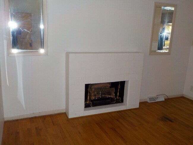 Foto del edificio - 534 W 3rd St