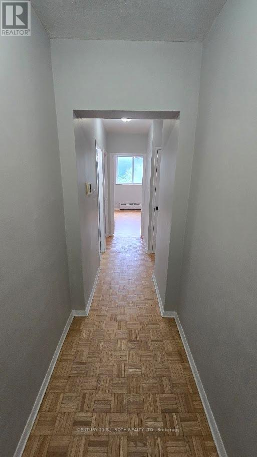 Building Photo - 37 Peel St