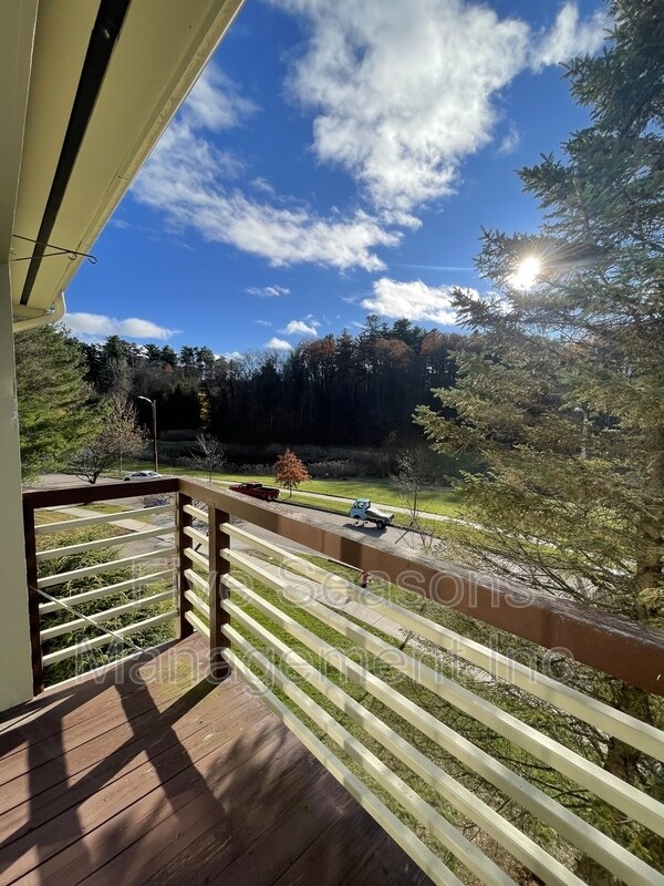 Foto del edificio - 352 Hildred Dr