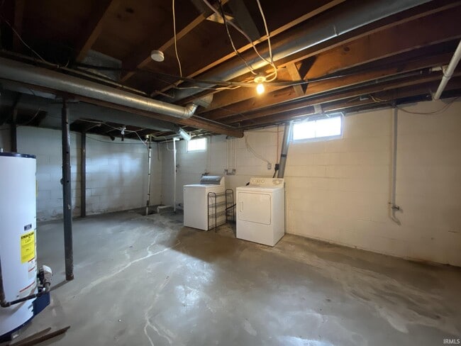 Building Photo - 612 S Henderson St