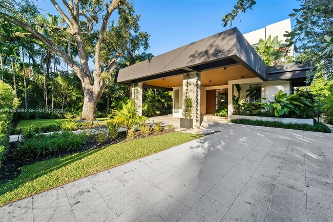 Foto del edificio - 8625 NE 10th Ave