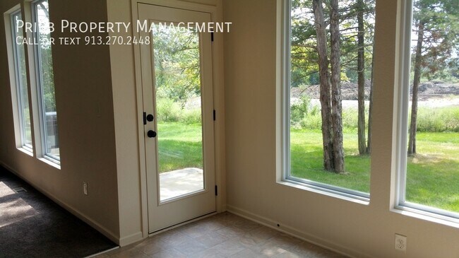 Foto del edificio - Persimmon Pointe - Available August 18th