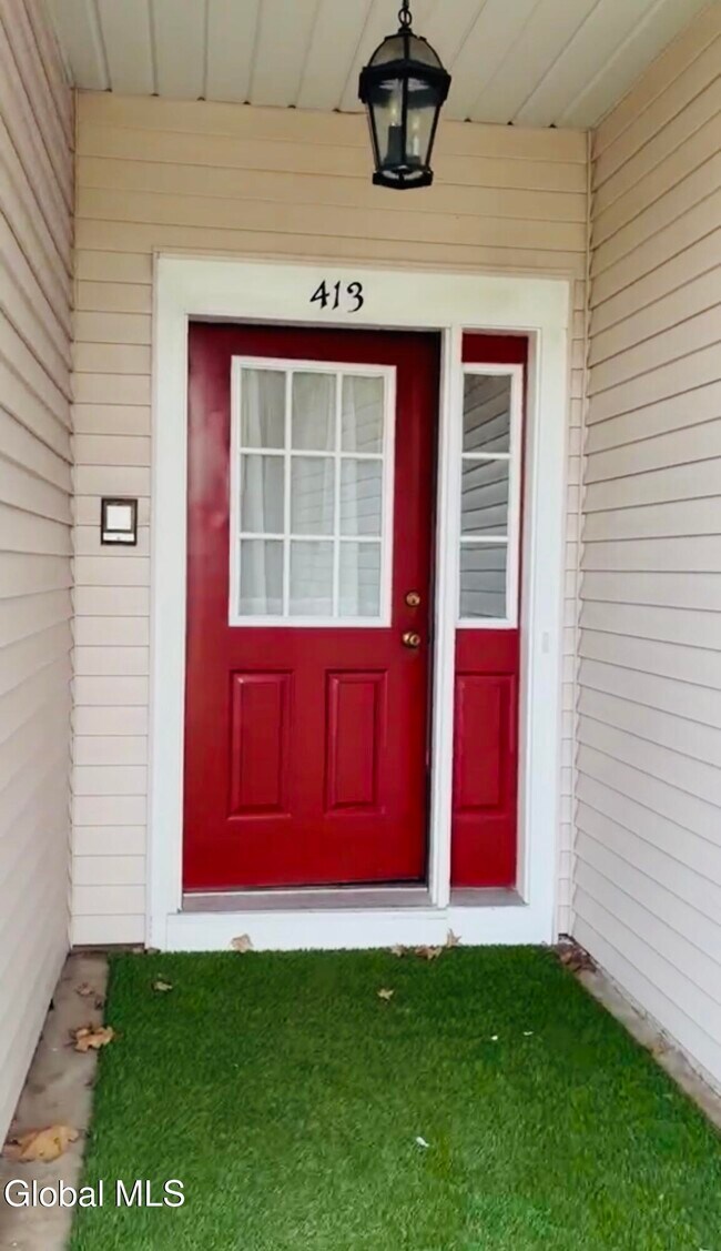 Foto del edificio - 413 Diamond Rock Cir