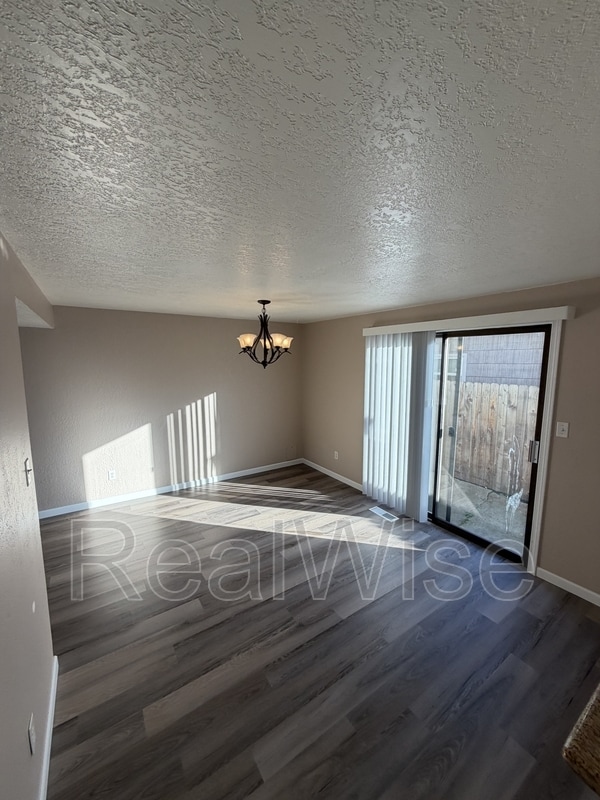 Building Photo - 1202 Morrow Rd