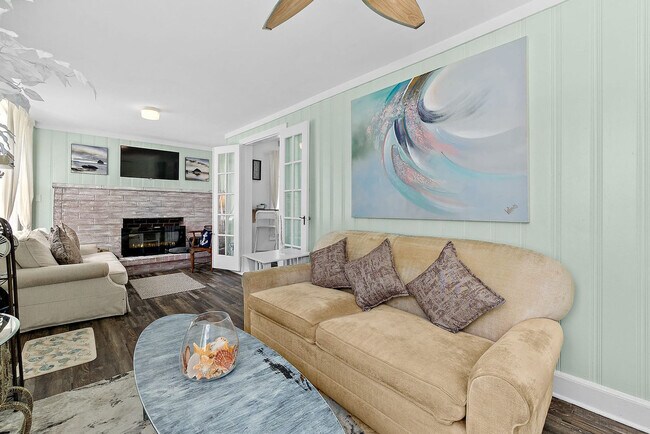 Building Photo - 6 Rohde Ave