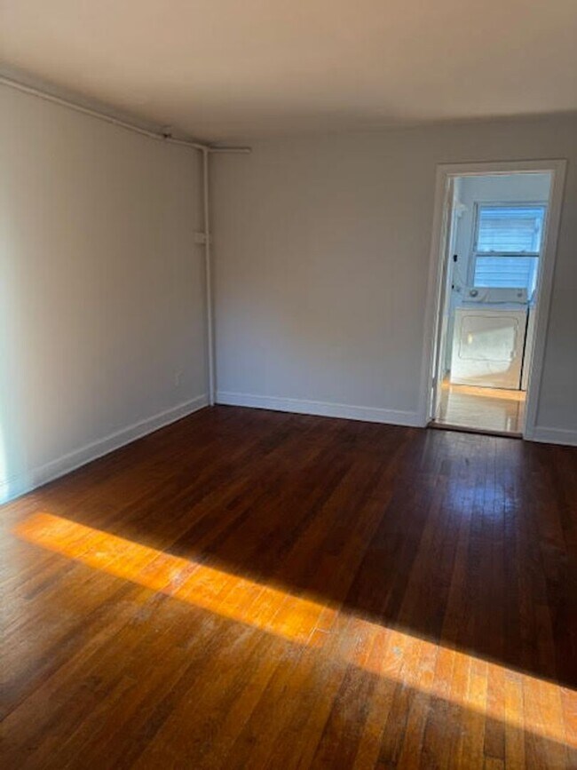 Foto del edificio - 4835 Indian Ln