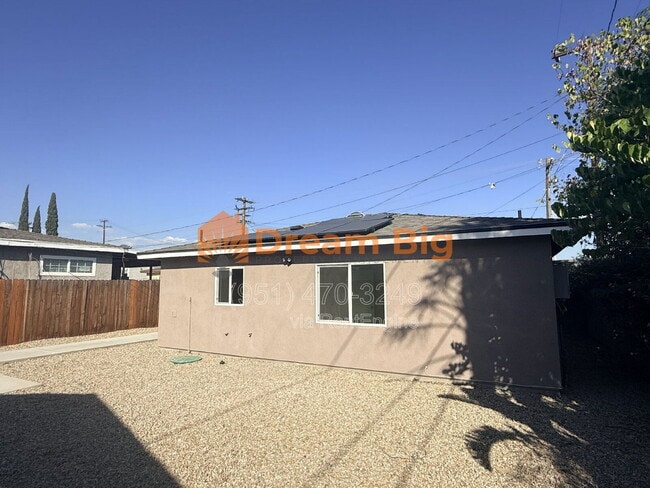 Building Photo - 509 W Lorraine Pl