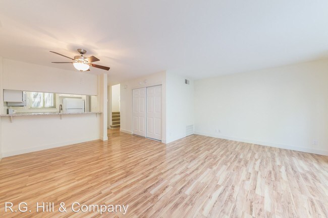 Building Photo - 1327 Montego