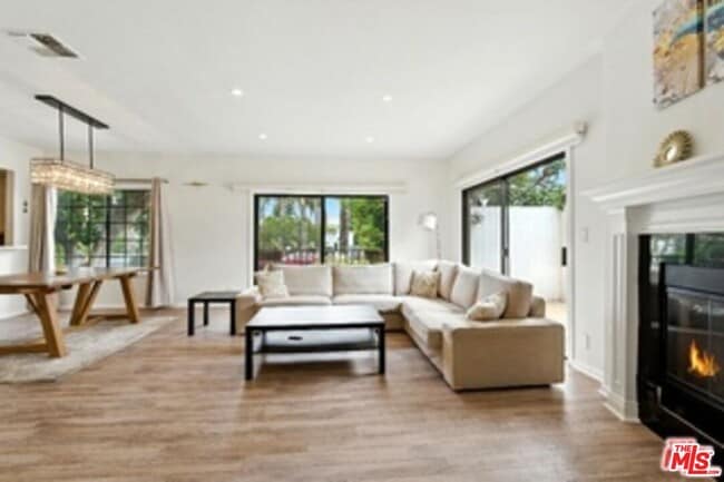 Foto del edificio - 1434 19th St