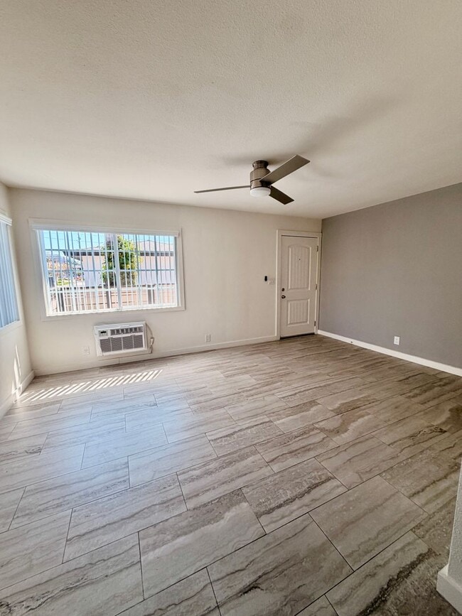 Photo - Remodeled 1 Bedroom Unit in Orange Apartment