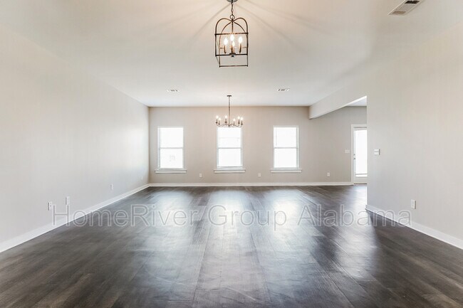 Building Photo - 11127 Summerchase Lp