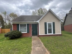 Building Photo - 2691 Kentwood Cove