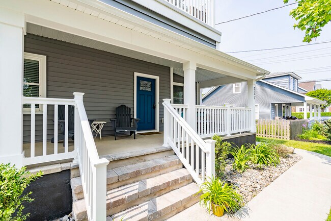 Aéreo - 227 16th Ave