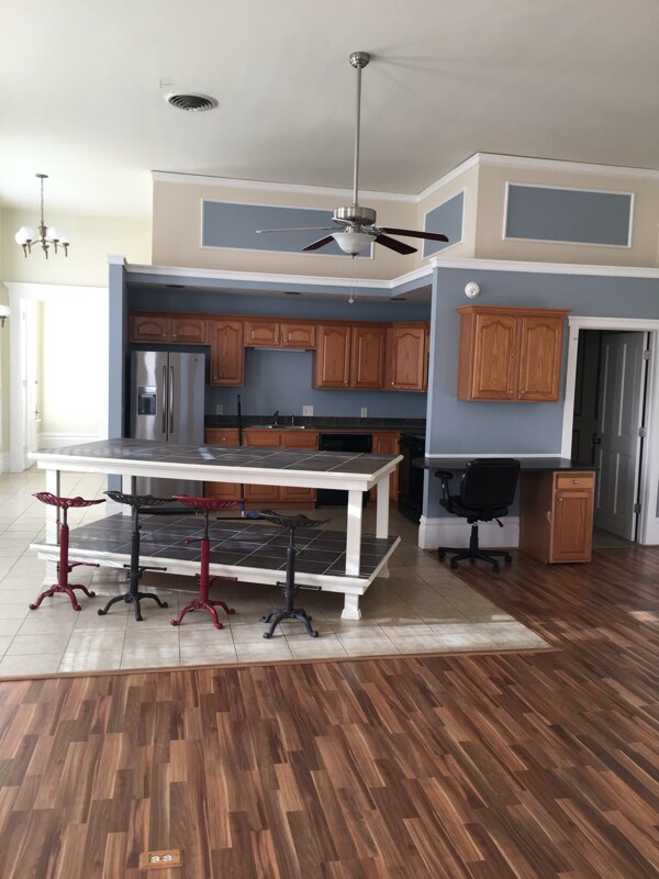 Foto principal - 403 N Geiger St