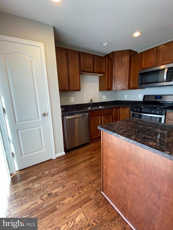Building Photo - 3067 Chinkapin Oak Ln