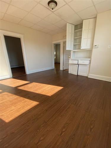 Foto del edificio - 310 Danforth Ave