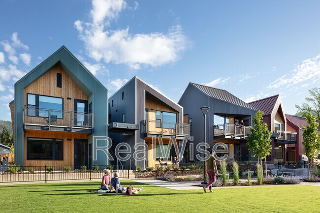 Foto del edificio - 1260 Quincy St