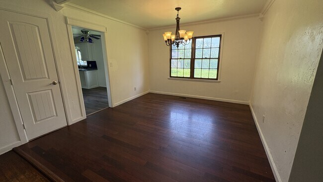 Foto del edificio - 513 SW 56th St