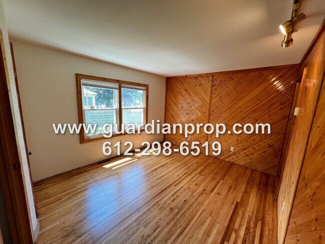 Building Photo - 1116 Humboldt Ave