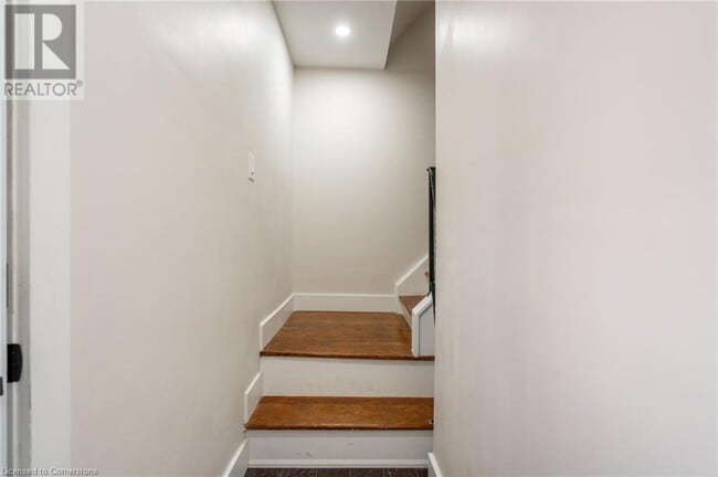 Building Photo - 51 Grandfield St