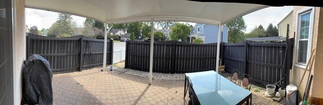 Building Photo - 437 Colony Park Dr