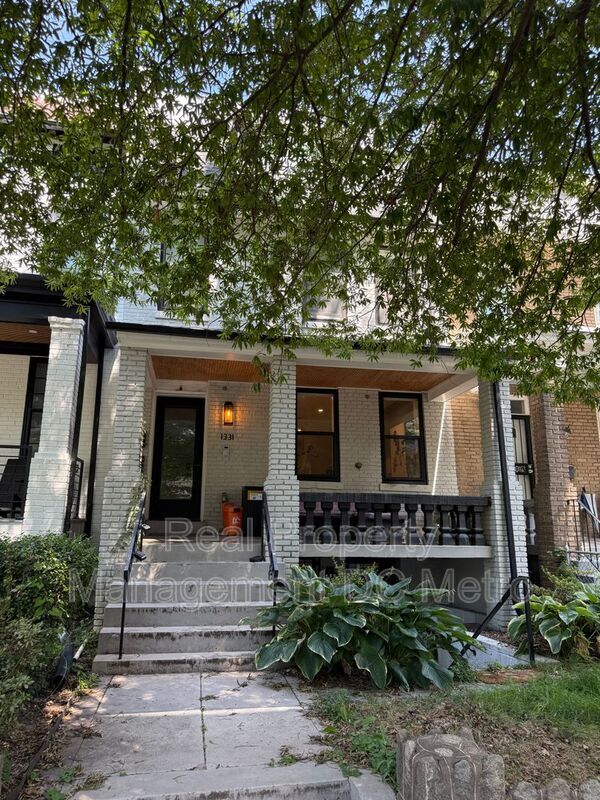 Foto del edificio - 1331 Taylor St NW