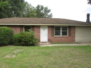 Building Photo - 102 Phifer St