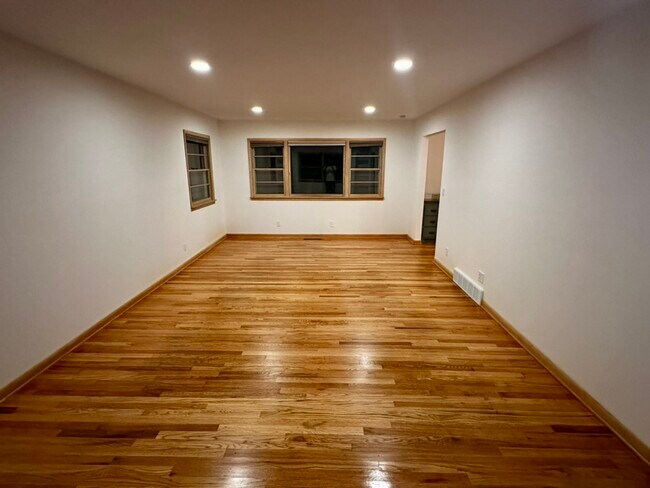 Foto del edificio - 5450 S Rock Quarry Rd