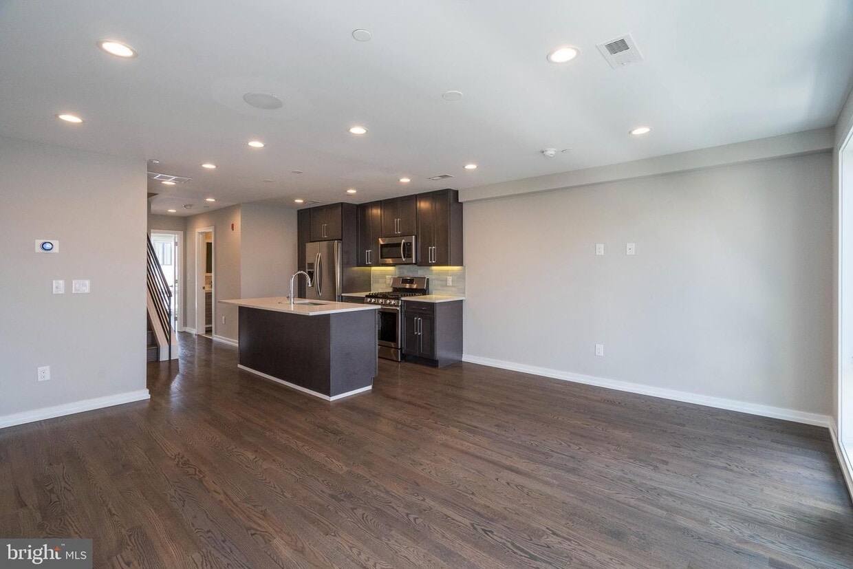 1434 Clymer St, Philadelphia, PA 19146 Townhome Rentals in