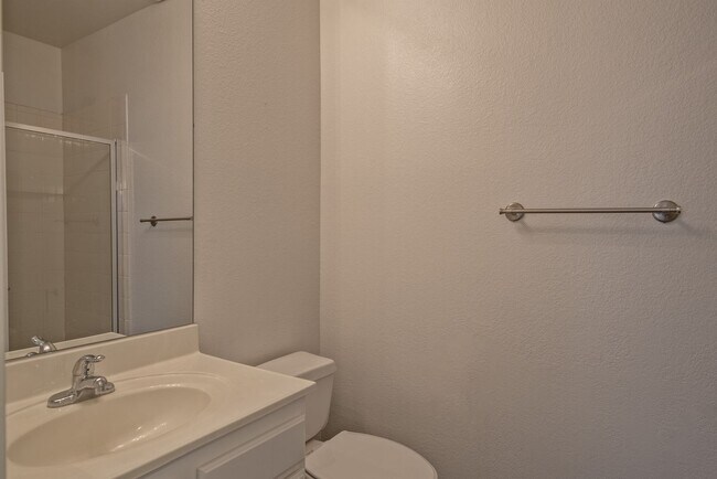 Foto del edificio - 2992 N Miller Rd