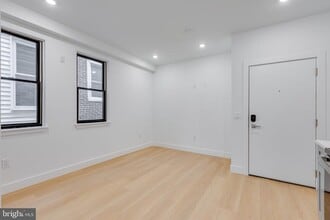 Building Photo - 178 W Seymour St