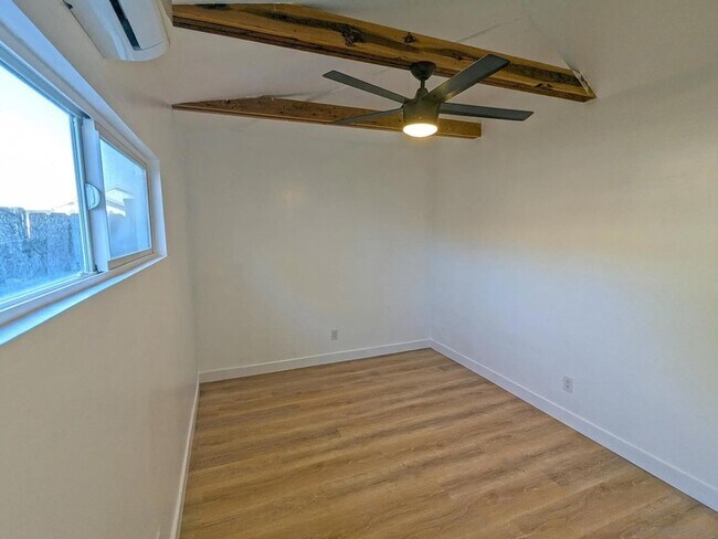 Foto del edificio - 832 10th St