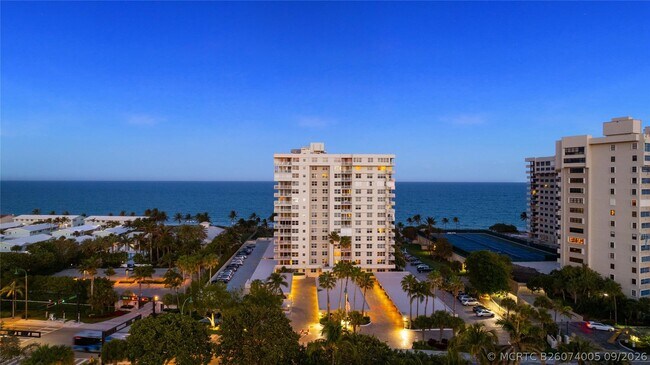 Foto del edificio - 5200 N Ocean Blvd