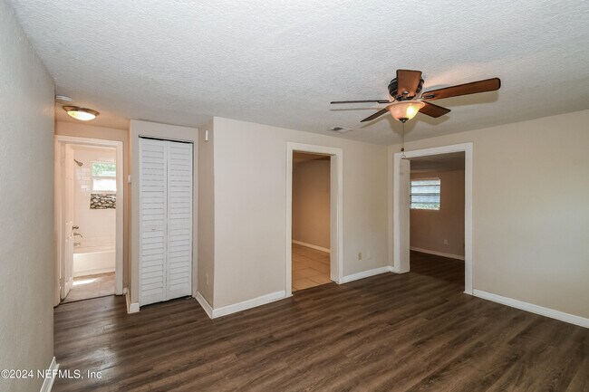 Building Photo - 9155 5th Ave