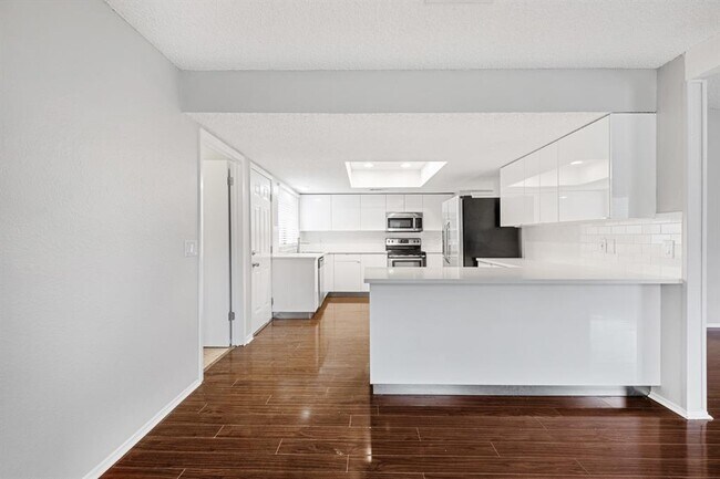 Foto del edificio - 11605 Gungrove Cir