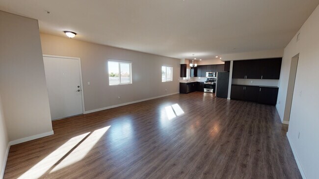 Building Photo - 1432 N Curson Ave