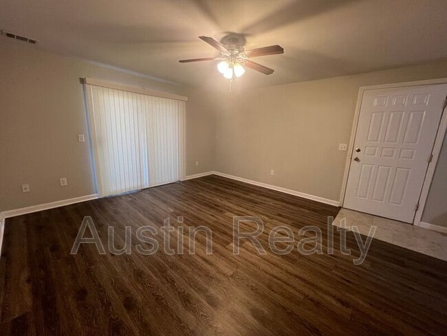 Building Photo - 1107 Mariedale Ct