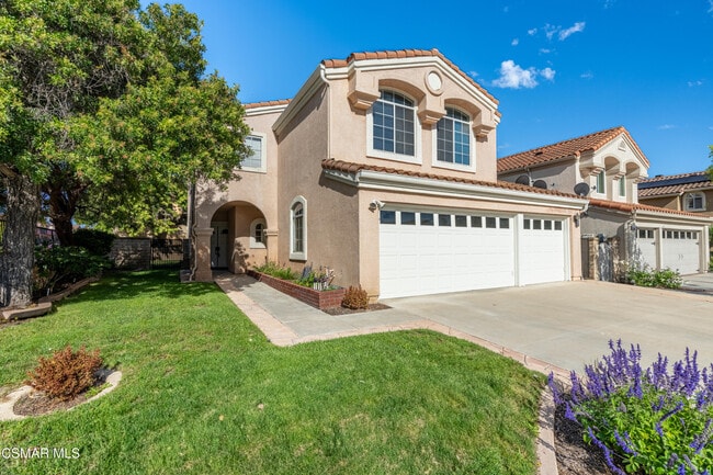 Building Photo - 1768 Fox Springs Cir