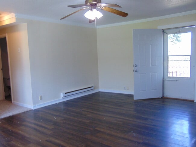Building Photo - 10904 Tonkel Rd